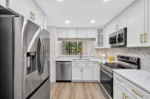 5250 SE Seascape Way #102, Stuart FL - photo 7 of 54