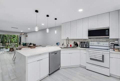 21362 Juego Circle #D, Boca Raton FL - photo 12 of 34