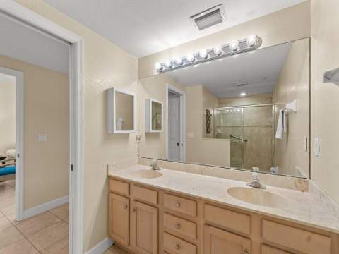 4210 Gator Trace Avenue #B, Fort Pierce FL - photo 20 of 49
