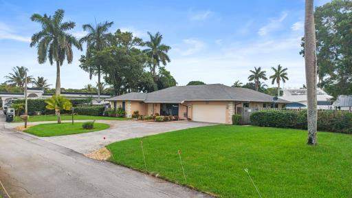 3 bedroom Single Family Residence at 2409 SW 27th Avenue, River Lanes , Fort Lauderdale — photo 3