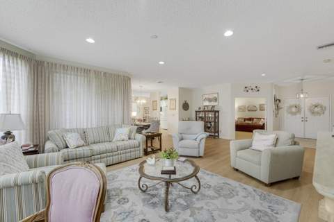 110 Legendary Circle, Palm Beach Gardens FL - photo 6 of 30