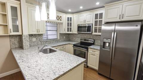 570 Woodgate Circle #A, Sunrise FL - photo 9 of 41