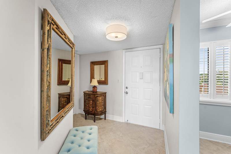 2 bedroom Condominium at 7076 Huntington Lane #502, Huntington Lakes , Delray Beach — photo 3