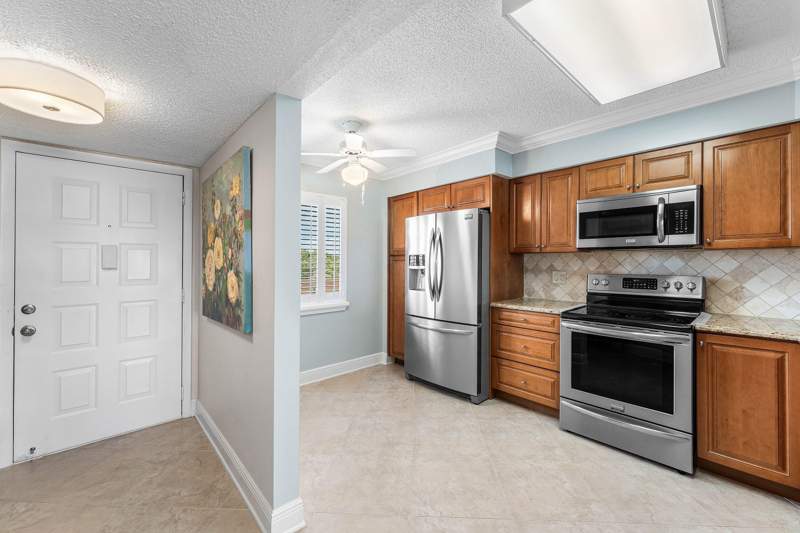 2 bedroom Condominium at 7076 Huntington Lane #502, Huntington Lakes , Delray Beach — photo 4