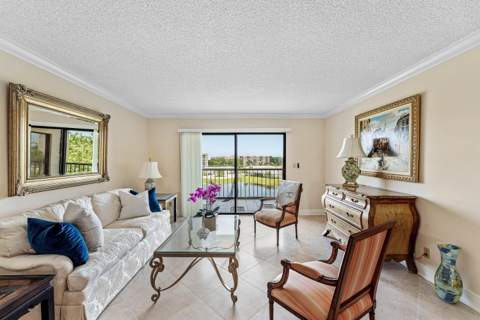 7076 Huntington Lane #502, Delray Beach FL - photo 9 of 60