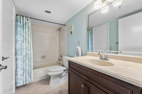 7076 Huntington Lane #502, Delray Beach FL - photo 13 of 60