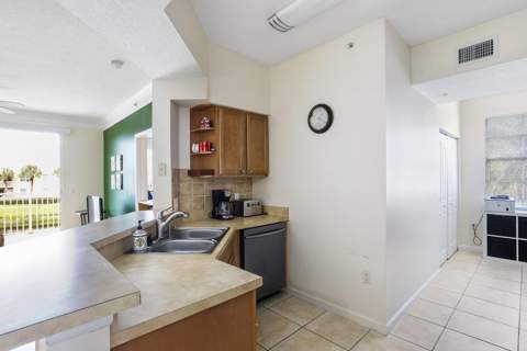 10208 Myrtlewood Circle, Palm Beach Gardens FL - photo 12 of 23
