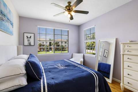 10208 Myrtlewood Circle, Palm Beach Gardens FL - photo 9 of 23