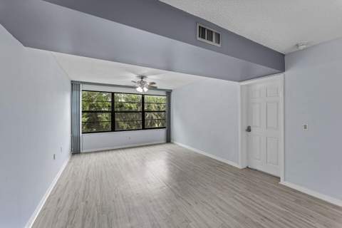 6097 Balboa Circle #202, Boca Raton FL - photo 11 of 34