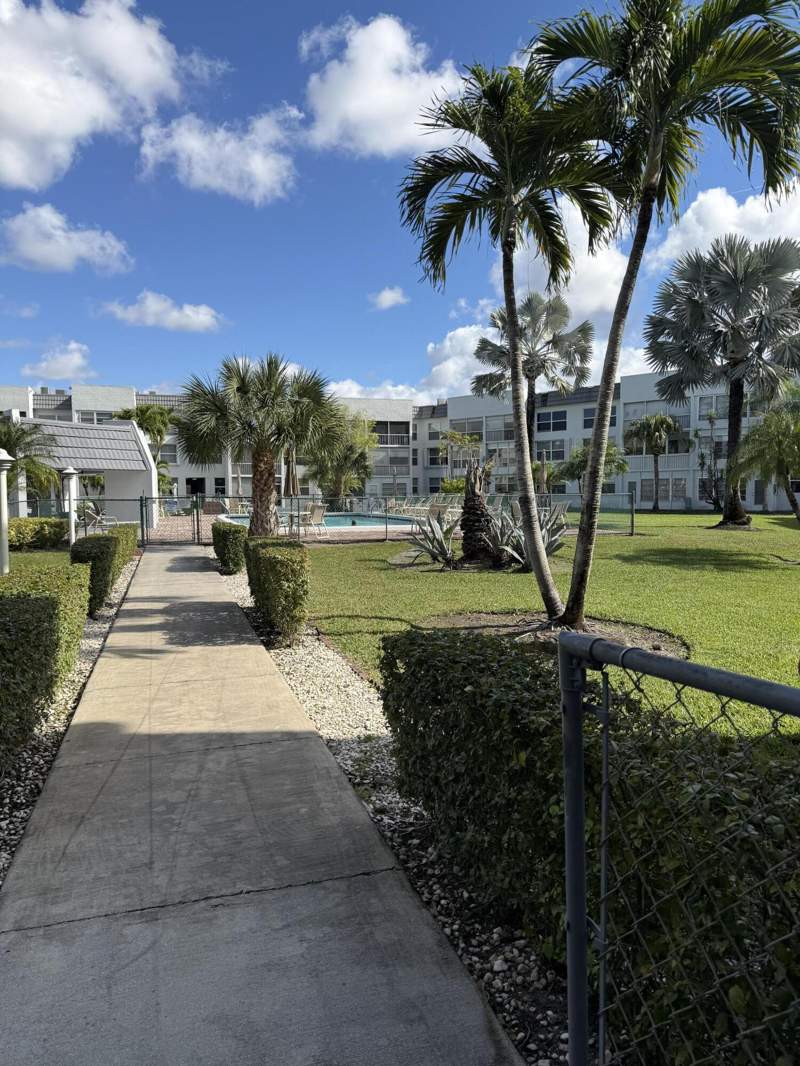 1 bedroom Condominium at 6650 Royal Palm Boulevard #205c, Royal Park Gardens I-C Condo, Margate — photo 4