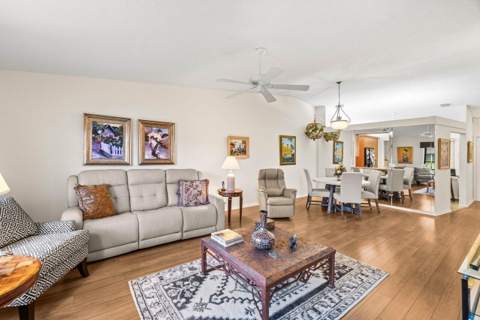 8286 Springlake Drive, Boca Raton FL - photo 12 of 43