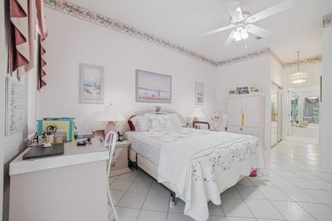 10216 Lombardy Drive, Tamarac FL - photo 19 of 46