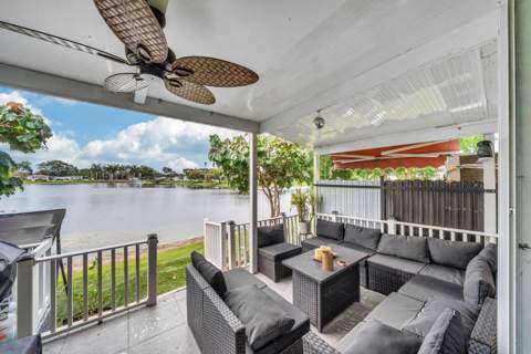 139 Plantation Boulevard, Greenacres FL - photo 23 of 78