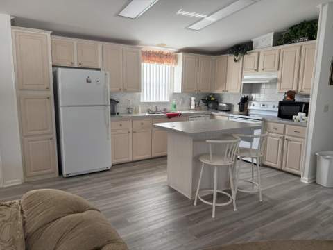6615 Spanish Lakes Boulevard, Fort Pierce FL - photo 6 of 29