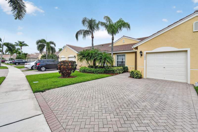 2 bedroom Villa at 9442 Bridgeport Drive, Baywinds Rpd Pl 3, West Palm Beach — photo 4