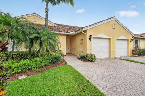 9442 Bridgeport Drive, West Palm Beach FL - photo 6 of 104