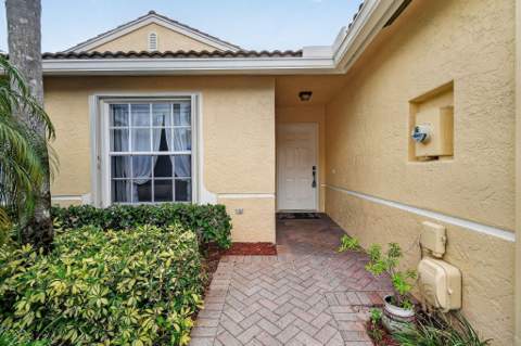 9442 Bridgeport Drive, West Palm Beach FL - photo 7 of 104