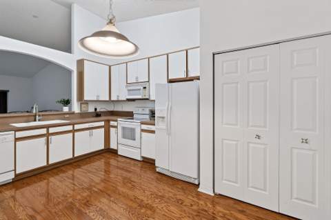 9442 Bridgeport Drive, West Palm Beach FL - photo 20 of 104