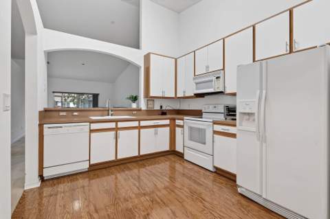 9442 Bridgeport Drive, West Palm Beach FL - photo 21 of 104