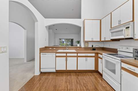 9442 Bridgeport Drive, West Palm Beach FL - photo 22 of 104