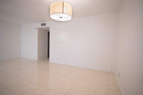 1 bedroom Villa at 235 NW 46th Avenue #B, High Point Of Delray Sec 7 Condo, Delray Beach — photo 4