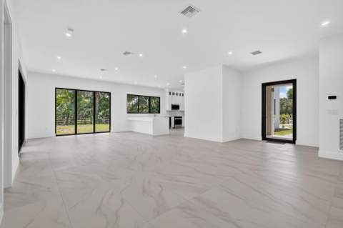 5356 Colbright Road, Lake Worth FL - photo 9 of 50