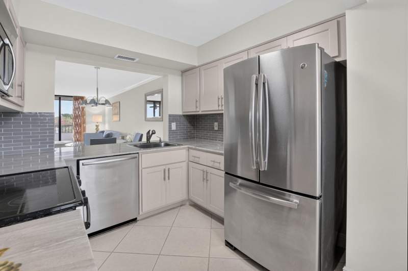 2 bedroom Condominium at 2070 Homewood Boulevard #5050, Southwinds At Crosswinds Condo, Delray Beach — photo 2