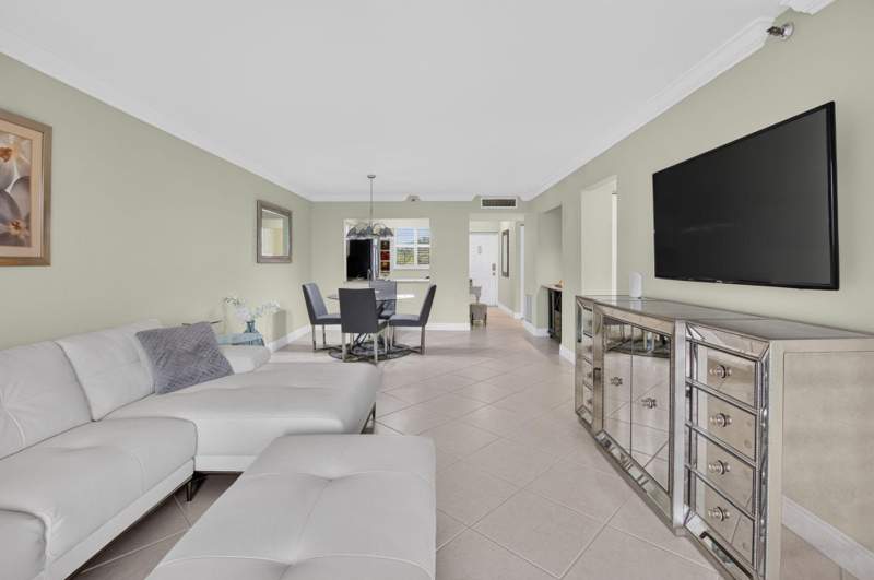 2 bedroom Condominium at 2070 Homewood Boulevard #5050, Southwinds At Crosswinds Condo, Delray Beach — photo 3