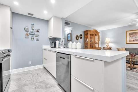 625 Normandy #625, Delray Beach FL - photo 8 of 49