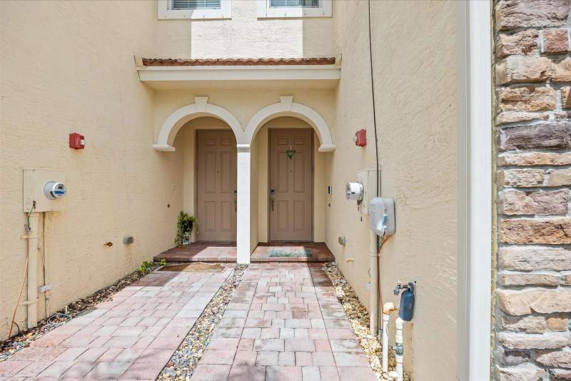 3 bedroom Townhouse at 9500 SW Otter Lane, River Marina, Stuart — photo 3