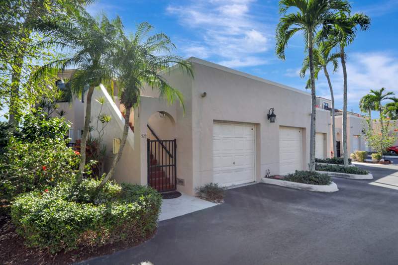 3 bedroom Condominium at 6646 Villa Sonrisa Drive #520, Villa Sonrisa Condo, Boca Raton — photo 2