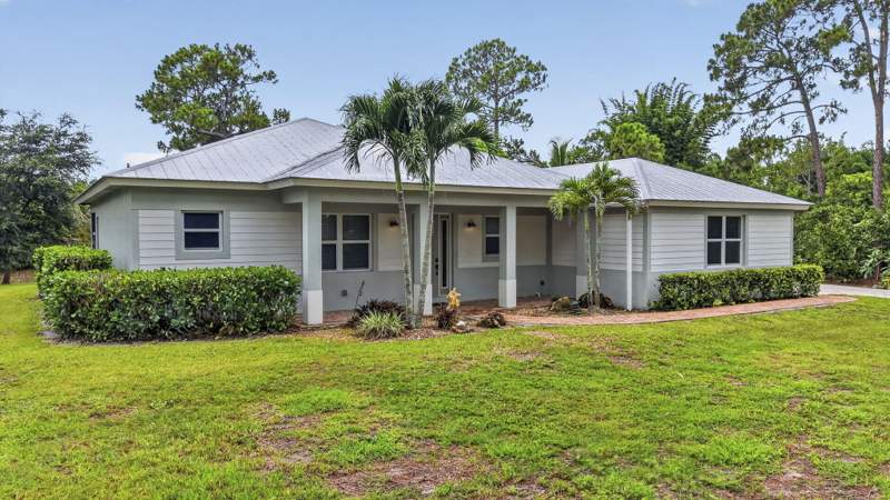 4 bedroom Single Family Residence at 18842 93rd Road, The Acreage, The Acreage — photo 3