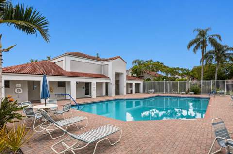 7400 Pinewalk Drive, Margate FL - photo 15 of 22