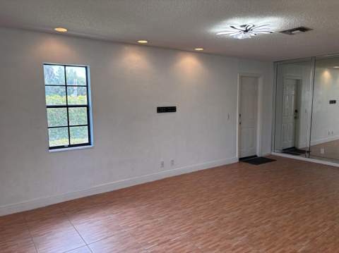 12761 Westhampton Circle, Wellington FL - photo 8 of 25