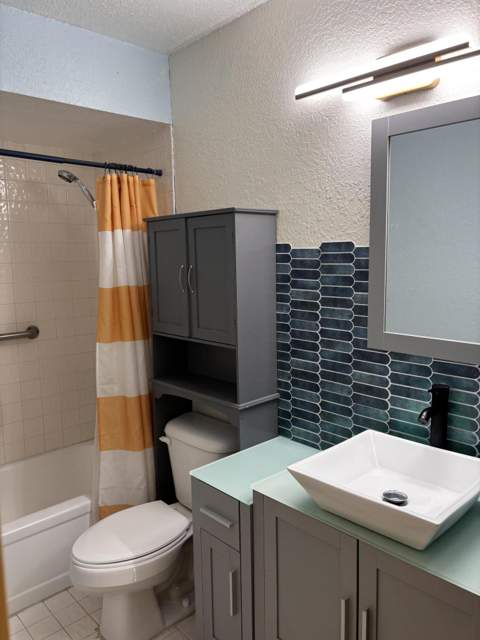 12761 Westhampton Circle, Wellington FL - photo 23 of 25