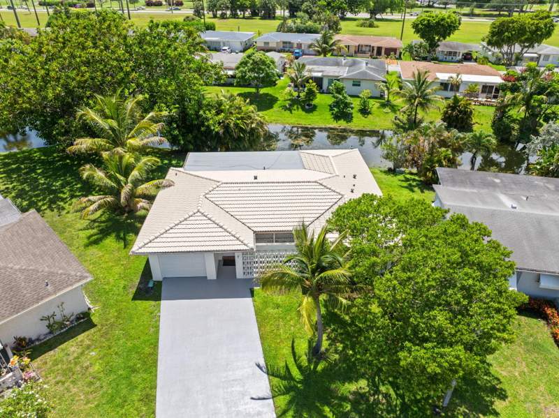 3 bedroom Single Family Residence at 1550 NW 70th Terrace, Paradise Gardens Sec 3, Margate — photo 4