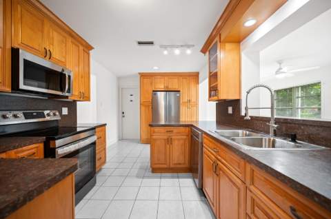 1550 NW 70th Terrace, Margate FL - photo 14 of 35