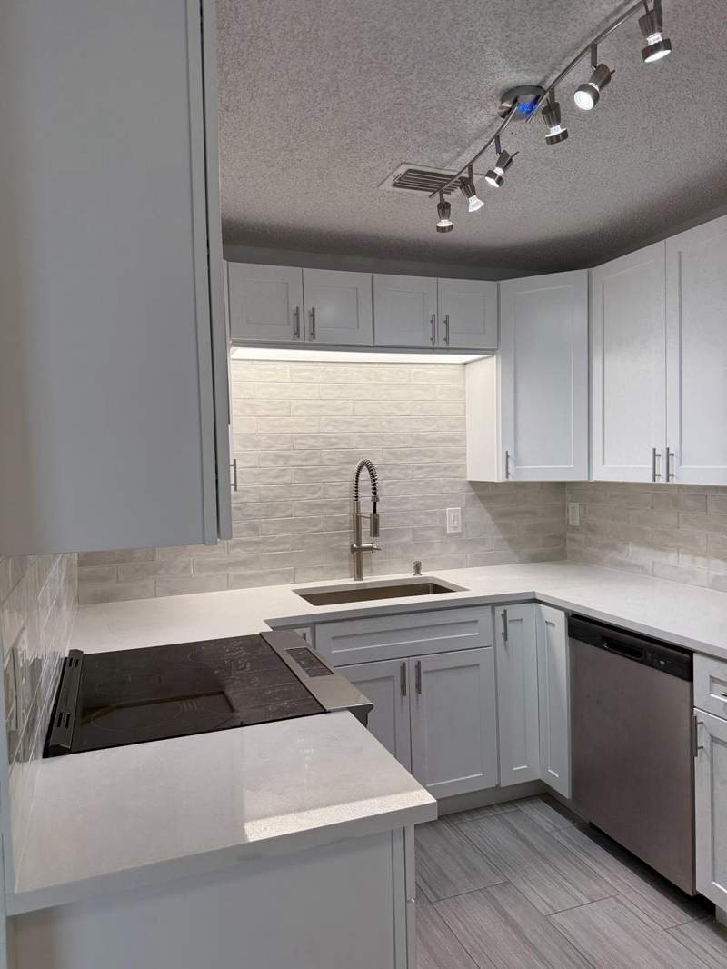 3 bedroom Single Family Residence at 2630 W 28th Street, Timber Pine North 2, Riviera Beach — photo 3