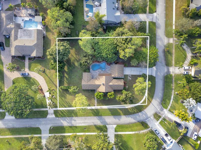 3 bedroom Single Family Residence at 225 Sulky Way, Pinewood East 2 Of Wellington, Wellington — photo 5