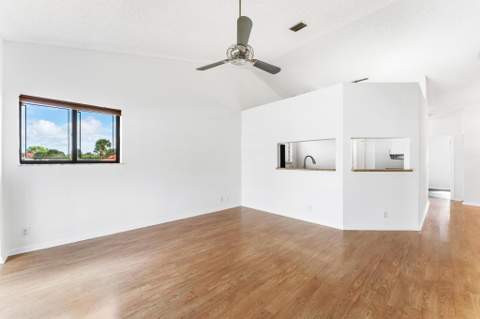 18 Vía De Casas Sur #205, Boynton Beach FL - photo 6 of 32