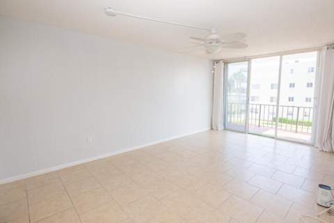 301 Croton Avenue #303, Lantana FL - photo 18 of 39