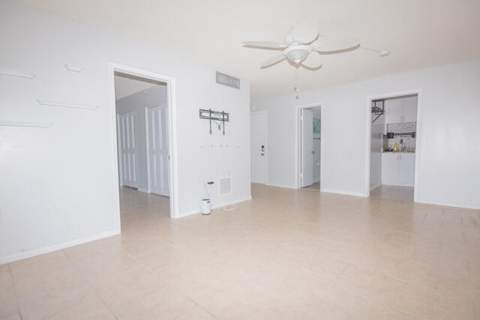 301 Croton Avenue #303, Lantana FL - photo 23 of 39