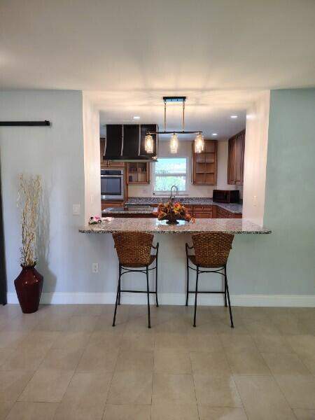 4811 Dorchester Mews, Haverhill FL - photo 9 of 57