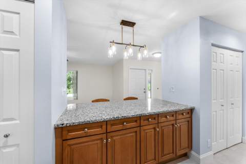 4811 Dorchester Mews, Haverhill FL - photo 19 of 57