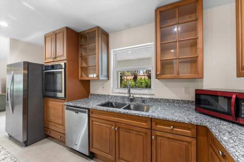 4811 Dorchester Mews, Haverhill FL - photo 20 of 57