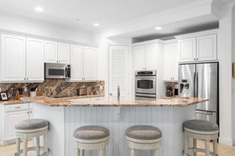 910 SW Palm Cove Drive, Palm City FL - photo 16 of 65