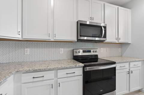 325 NW 33rd Lane, Pompano Beach FL - photo 14 of 68
