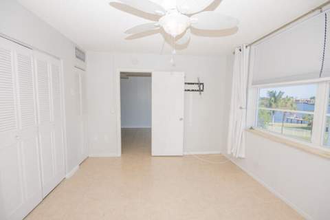 301 Croton Avenue #303, Lantana FL - photo 9 of 39