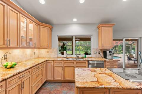 22829 Horse Shoe Way, Boca Raton FL - photo 15 of 67