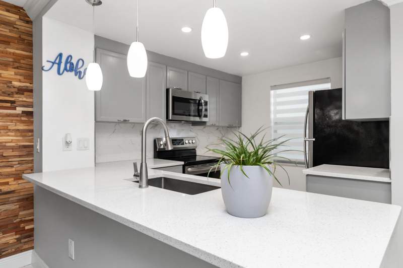 2 bedroom Condominium at 9780 Marina Boulevard #421, Sandalfoot South, Boca Raton — photo 2